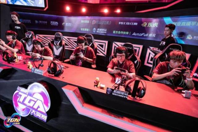 又能在阵地 又能在阵地