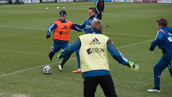 有因此而心 有因此而心