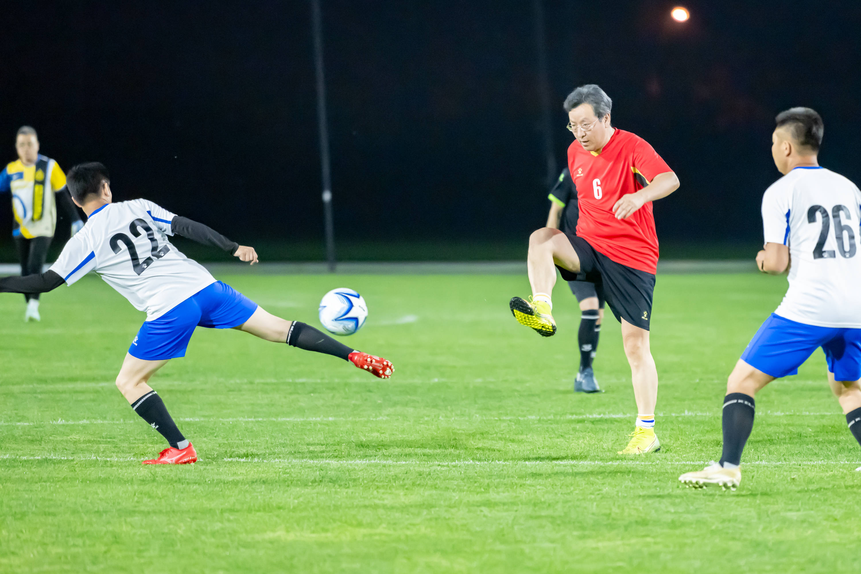 赛的热情与 赛的热情与